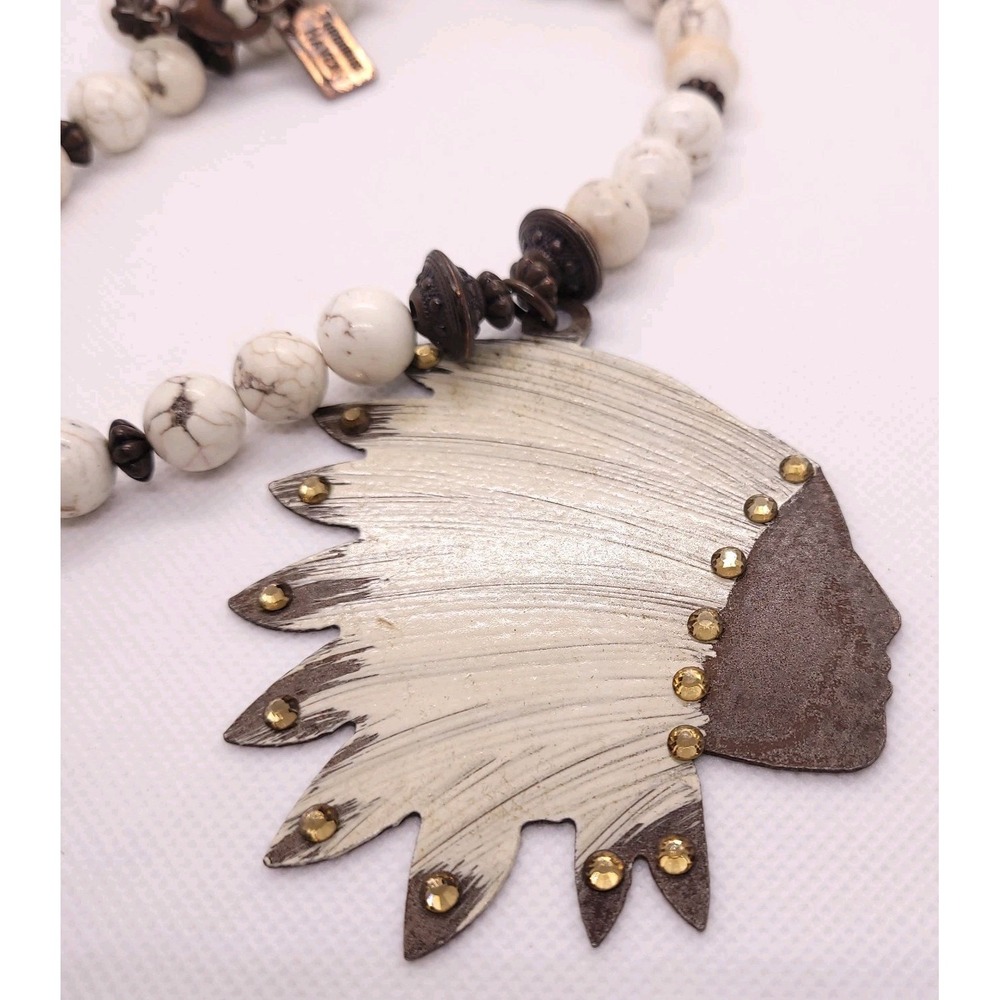 Turquoise Haven White Howlite Bead Headdress Pendant Necklace 18" Western